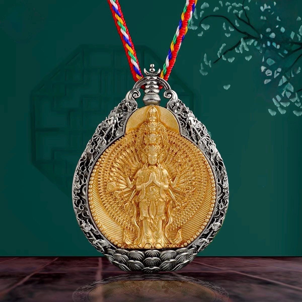 Thousand Armed Avalokiteshvara Pendant Necklace, Chenrezig Amulet, Om Mani Padme Hum Tibetan Buddhist Protection Jewelry