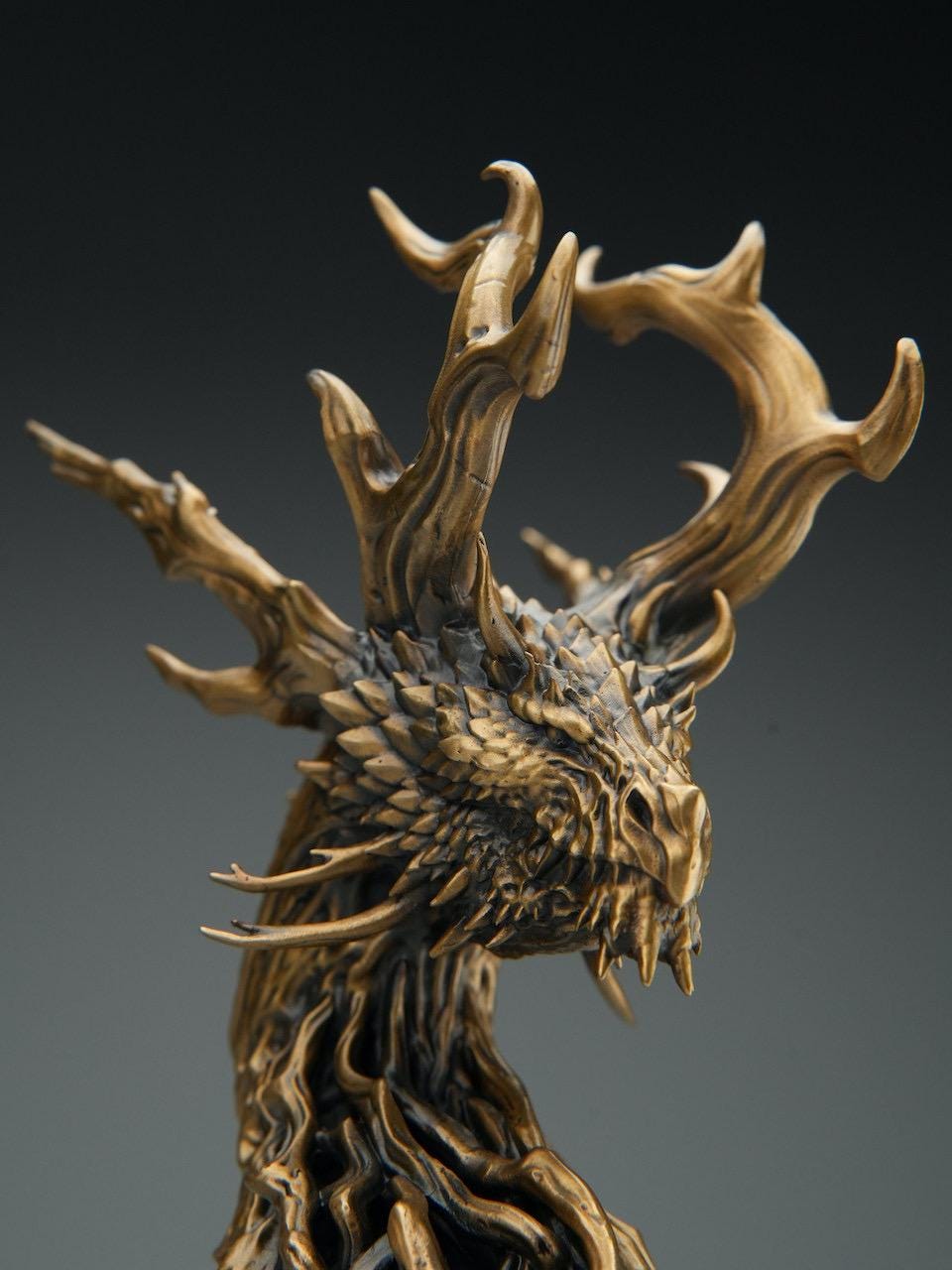 Bronze Precision Crafted Forest Dragon Figurine, Mythical Dragon Statue Model, Fantasy Creature Art Toy Doll, Desk Paperweight, Pocket Hand