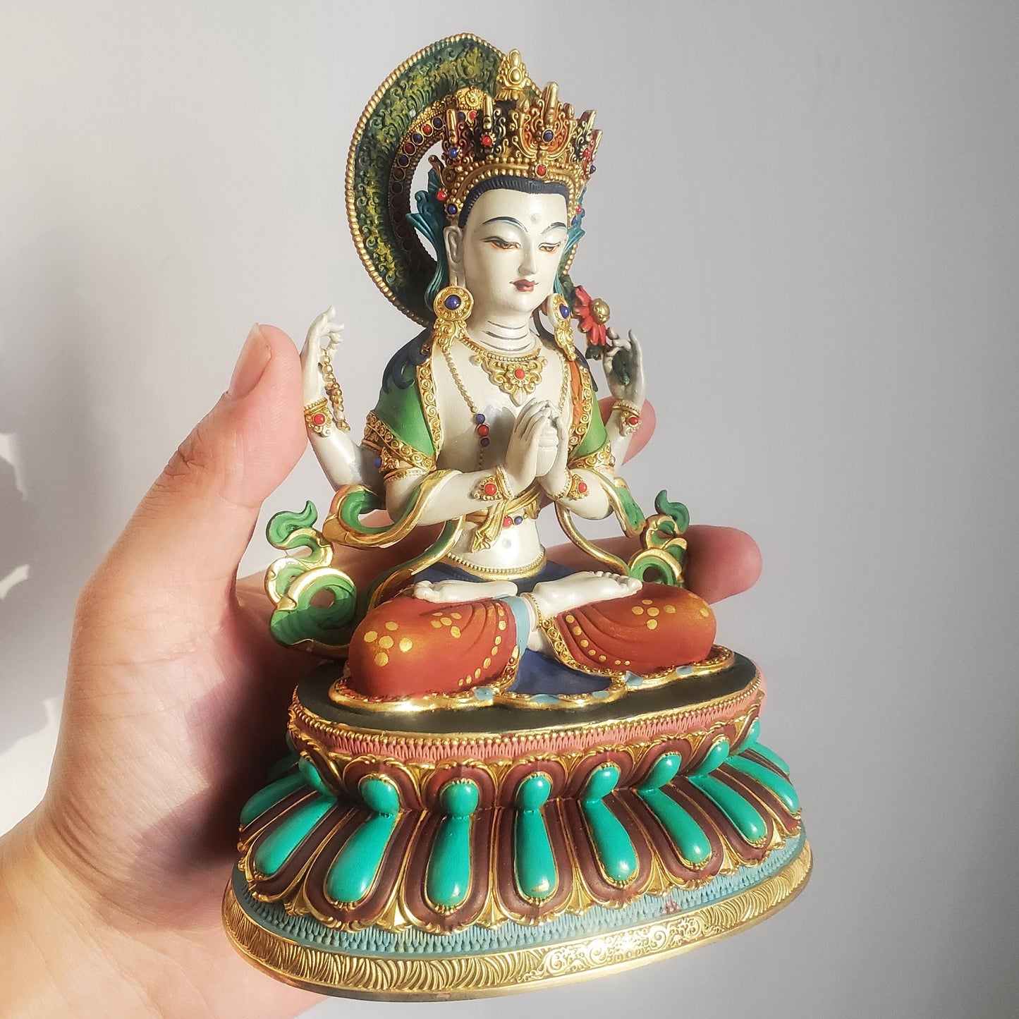 Gilded Copper Four Armed Avalokiteshvara Statue, Nepalese Buddha Figurine, Painted Chenrezig Bodhisattva Deity Altarpiece Home Decor Gift