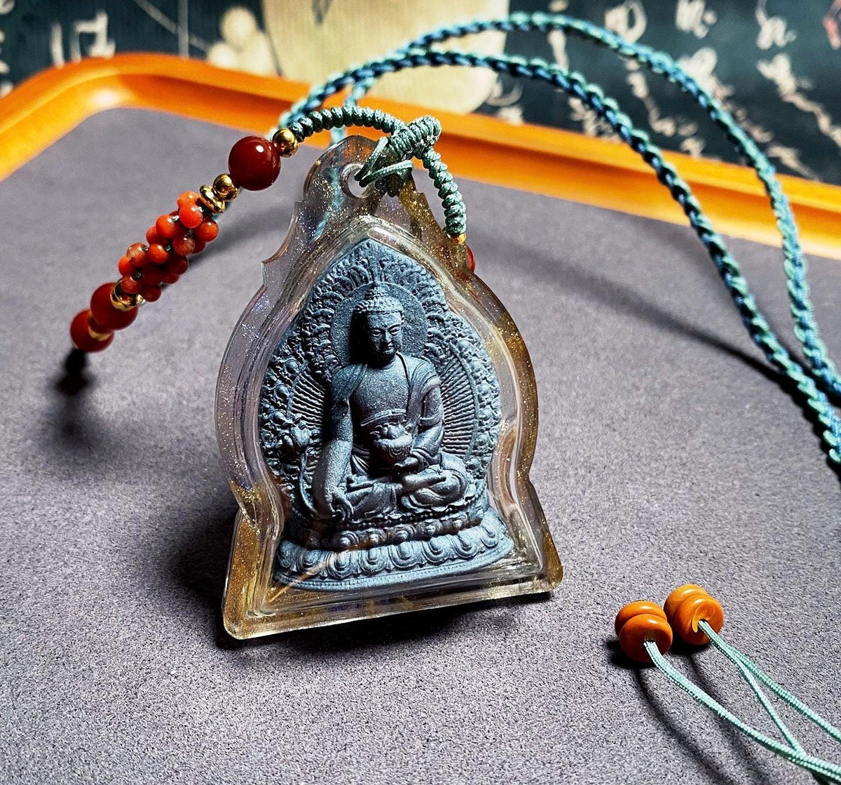 Medicine Buddha Thangka Pendant, Tibetan Medicine Tsa Tsa Ghau Box Necklace, Buddhist Protection Amulet, Vintage Himalayan Spiritual Jewelry