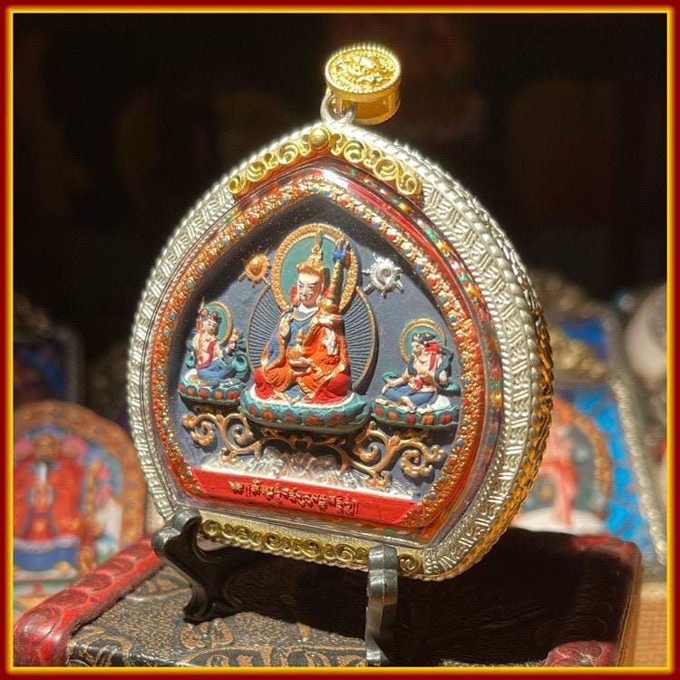 Tibetan Padmasambhava Thangka Ghau Box Necklace Hand-Painted Mineral Pigment Tsa Tsa Amulet Pendant Protective Buddhist Talisman