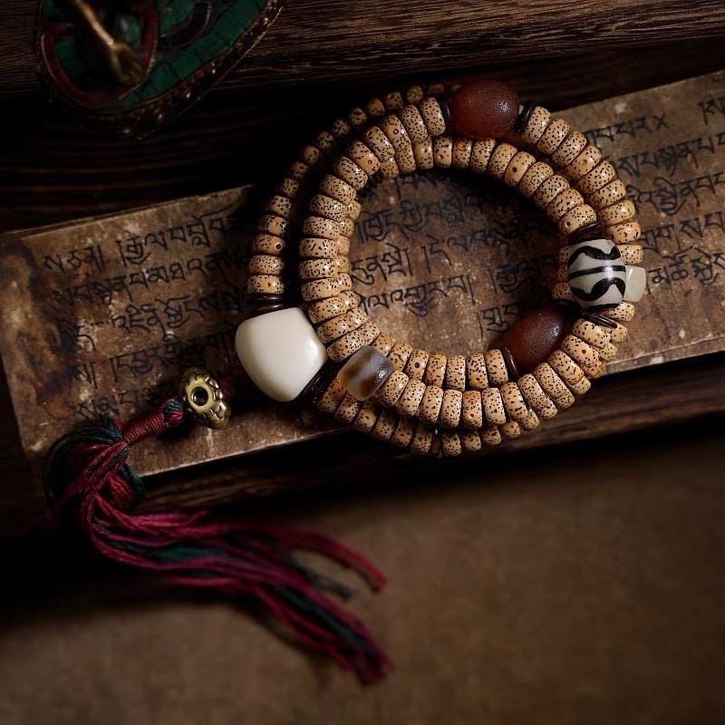 EverestArtStudios Bodhi Seed Mala Necklace – 108 Bead Tibetan Prayer Mala – Moon Bodhi Seed Rosary – Meditation Necklace