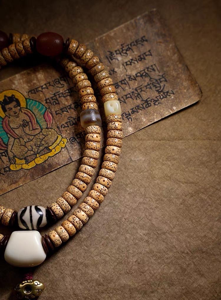 EverestArtStudios Bodhi Seed Mala Necklace – 108 Bead Tibetan Prayer Mala – Moon Bodhi Seed Rosary – Meditation Necklace