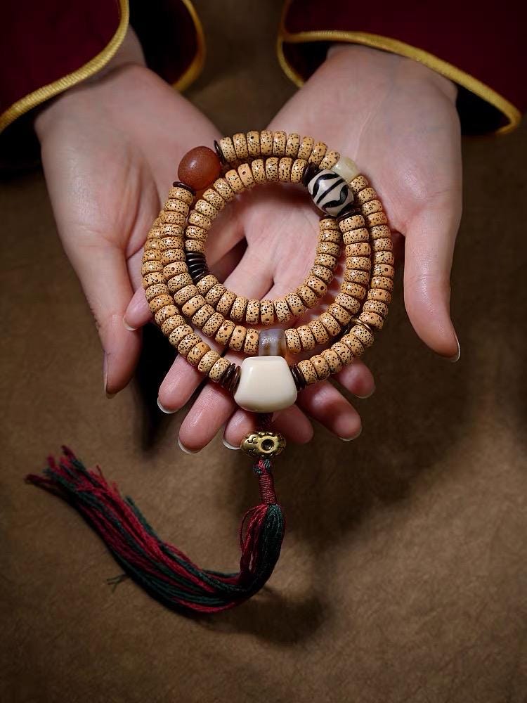 EverestArtStudios Bodhi Seed Mala Necklace – 108 Bead Tibetan Prayer Mala – Moon Bodhi Seed Rosary – Meditation Necklace