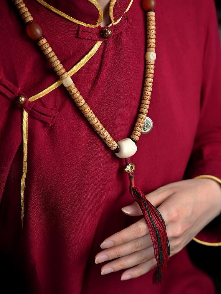 EverestArtStudios Bodhi Seed Mala Necklace – 108 Bead Tibetan Prayer Mala – Moon Bodhi Seed Rosary – Meditation Necklace