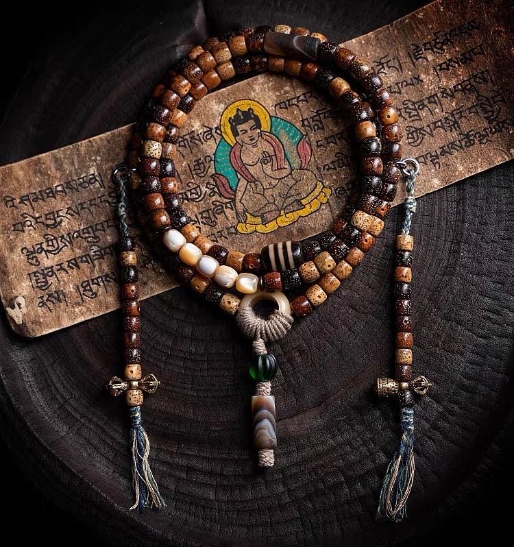 Handmade Tibetan-Inspired Weathered Star & Moon Bodhi Root Mala Bracelet – 108 Beads | Hand-Knotted Meditation Prayer Beads