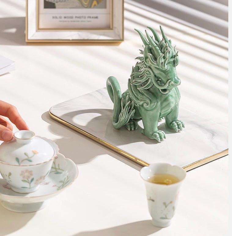 Funny Pixiu Qilin Tea Pet Jingdezhen Ceramic, Quirky Feng Shui Decor, Cute Kylin Tea Companion, Good Luck Wealth Wealth Charm Office Gift