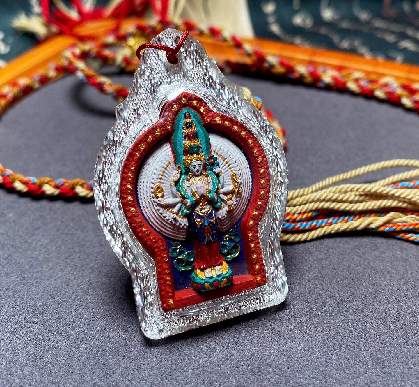Handpainted Thousand-Hand Guanyin Tsa Tsa, Tibetan Miniature Thangka Pendant, Sacred Ash Avalokiteshvara Amulet Buddhist Necklace