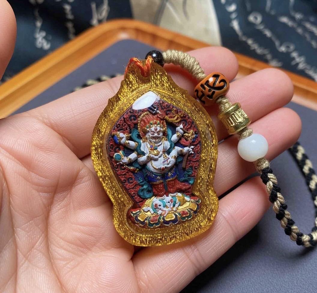 Handpainted White Mahakala Tsa Tsa, Six-Armed Avalokiteshvara Amulet, Tibetan Medicine Clay Pendant, Buddhist Wealth Protector Jewelry
