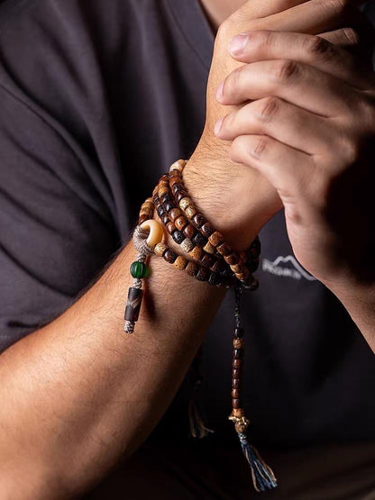 Handmade Tibetan-Inspired Weathered Star & Moon Bodhi Root Mala Bracelet – 108 Beads | Hand-Knotted Meditation Prayer Beads