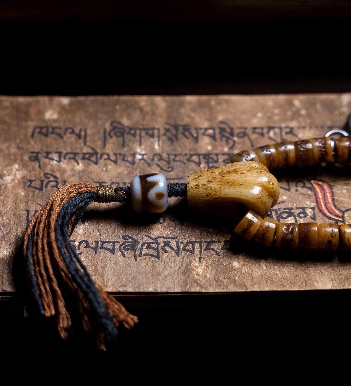EverestArtStudios Vintage Tibetan Yak Bone Gaga Mala | 108 Bead Prayer Necklace | 8mm Handmade Buddhist Meditation Rosary