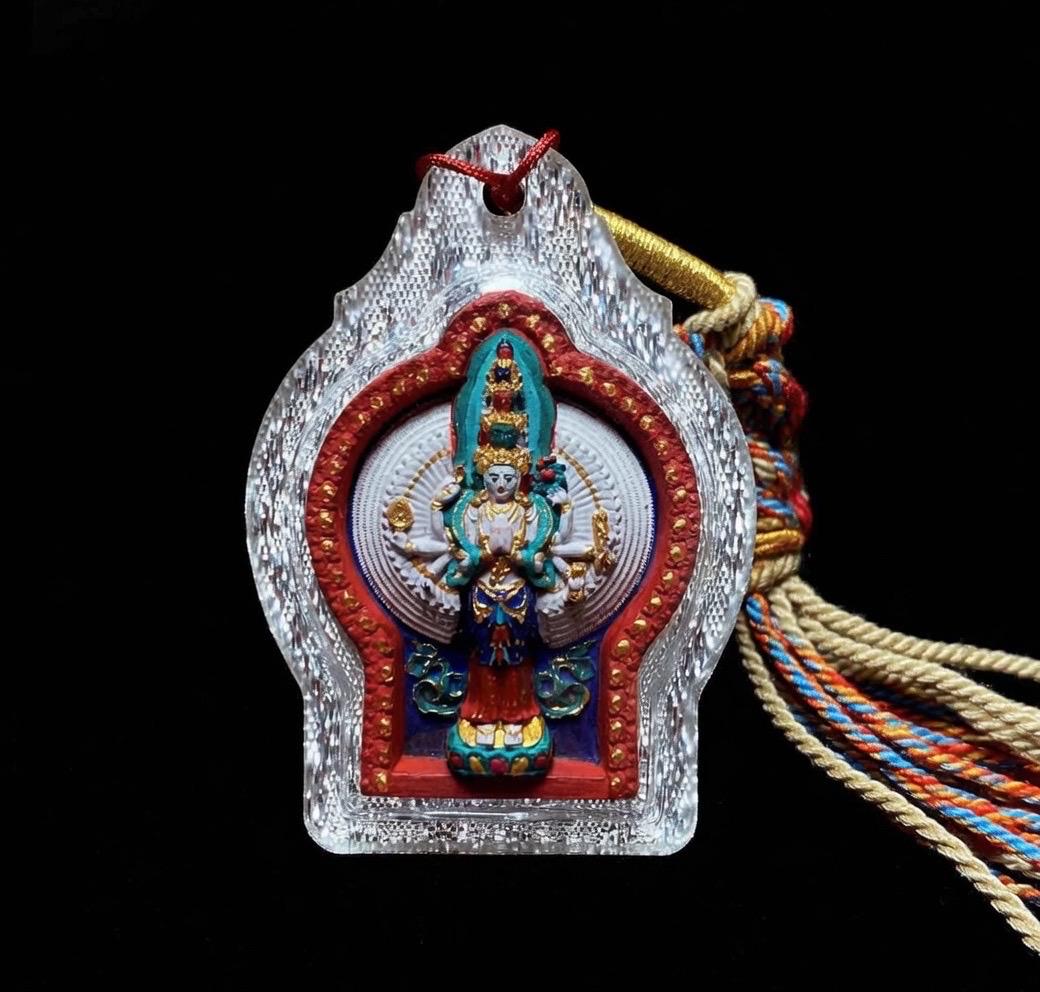 Handpainted Thousand-Hand Guanyin Tsa Tsa, Tibetan Miniature Thangka Pendant, Sacred Ash Avalokiteshvara Amulet Buddhist Necklace