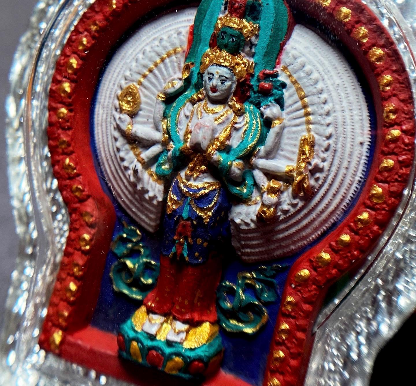 Handpainted Thousand-Hand Guanyin Tsa Tsa, Tibetan Miniature Thangka Pendant, Sacred Ash Avalokiteshvara Amulet Buddhist Necklace