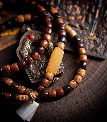 EverestArtStudios Vintage Star & Moon Bodhi Seed Mala Bracelet – 108 Beads | Tibetan Style Meditation Bracelet | Natural Bodhi Root