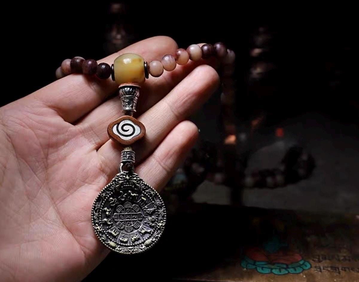 EverestArtStudios Reclaimed Tibetan Natural Camel Bone 108 Mala Beads Handmade Prayer Bracelet Meditation Necklace