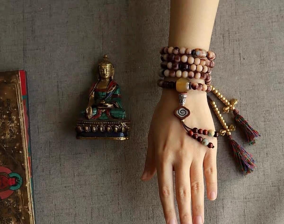 EverestArtStudios Reclaimed Tibetan Natural Camel Bone 108 Mala Beads Handmade Prayer Bracelet Meditation Necklace