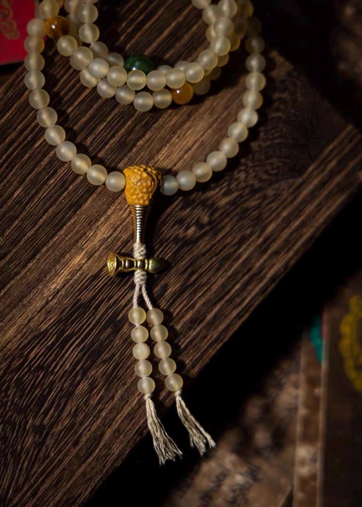 EverestArtStudios Vintage Star & Moon Bodhi Seed Mala Bracelet – 108 Beads | Tibetan Style Meditation Bracelet | Natural Bodhi Root