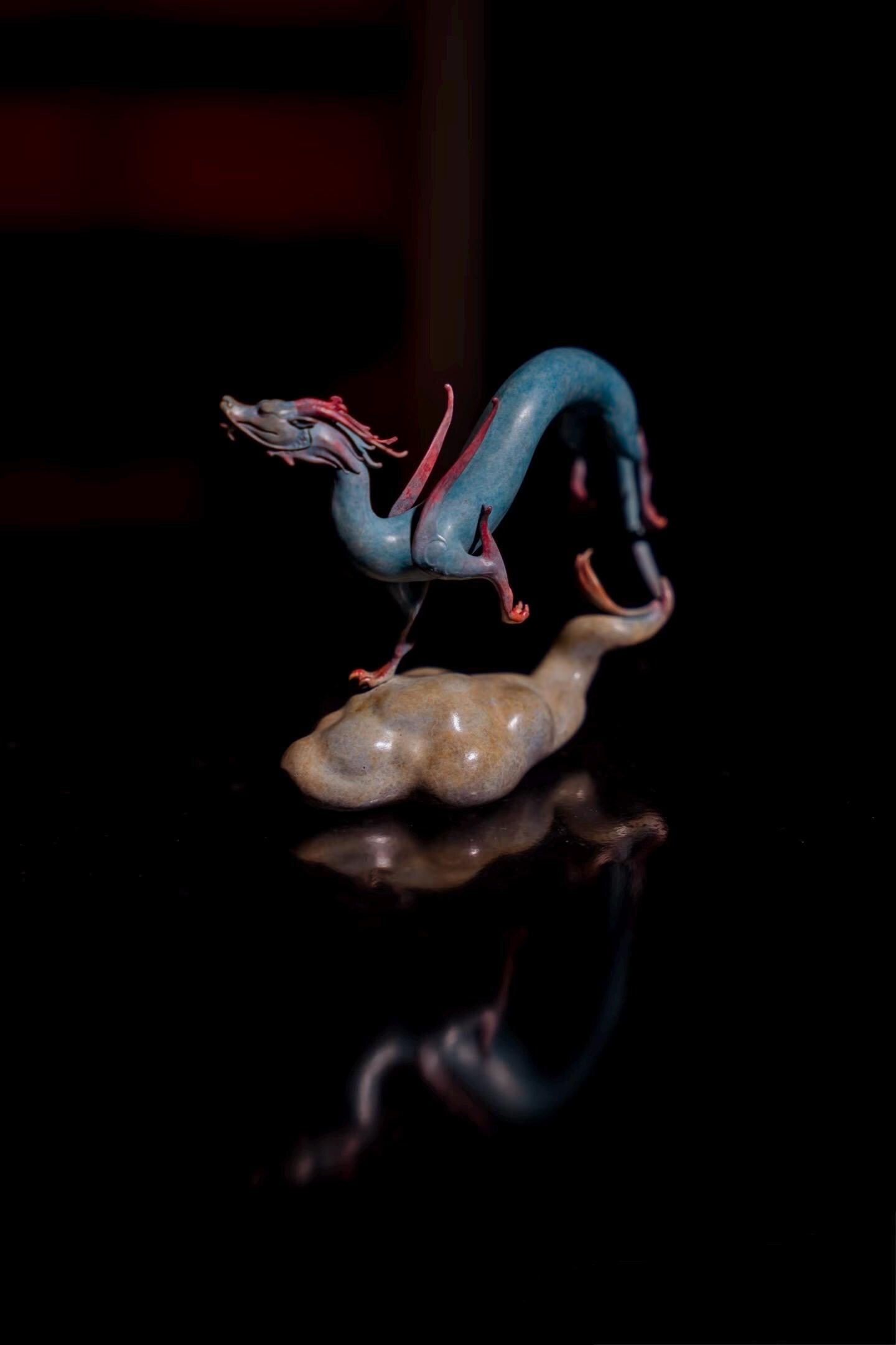 EverestArtStudios Roaming Chinese Dragon Sculpture Hand-Cast Oriental Art Decor