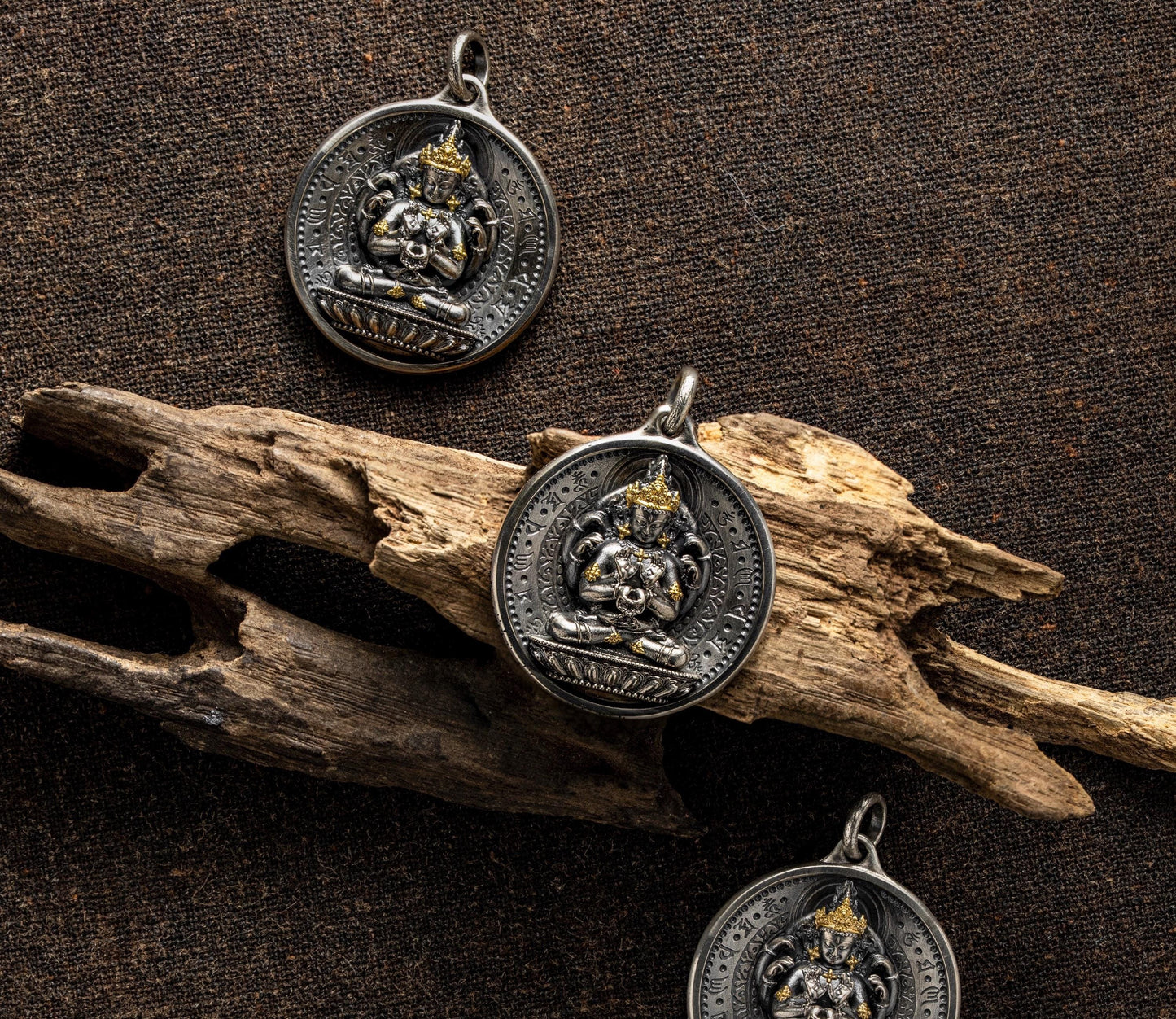 12 Armed Manjushri Pendant 925 Silver 24k Gold Plated, Wisdom Heart Protection Wheel Amulet, Vintage Sacred Buddhist Jewelry Gift