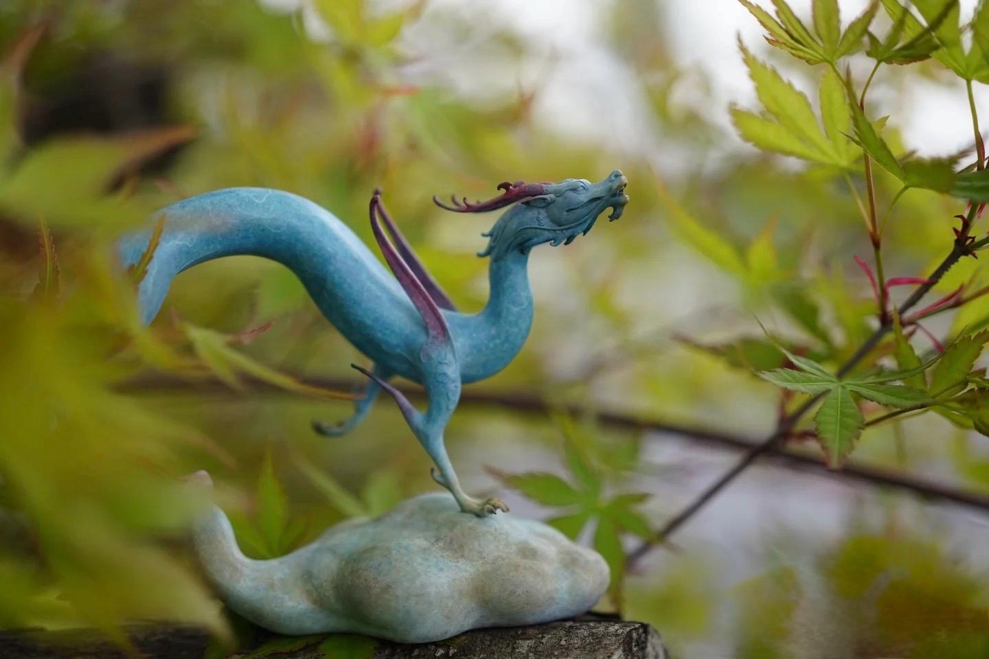 EverestArtStudios Roaming Chinese Dragon Sculpture Hand-Cast Oriental Art Decor
