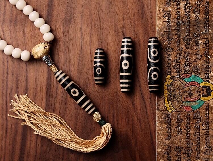 Original Tibetan White Bodhi Seed 108 Mala Beads Necklace, Natural Bodhi Root Rosary Bracelet with Dzi Bead, Zen Meditation Gift