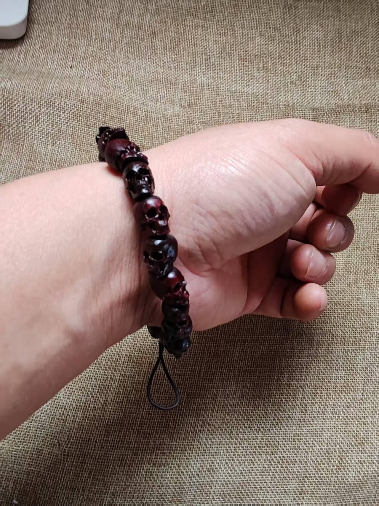 EverestArtStudios Natural Red Sandalwood Skull Mala Bracelet: Tibetan Buddhist Prayer