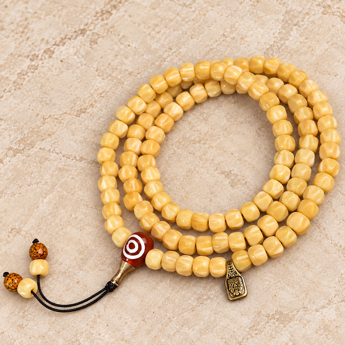 Tibetan mala — overall display
