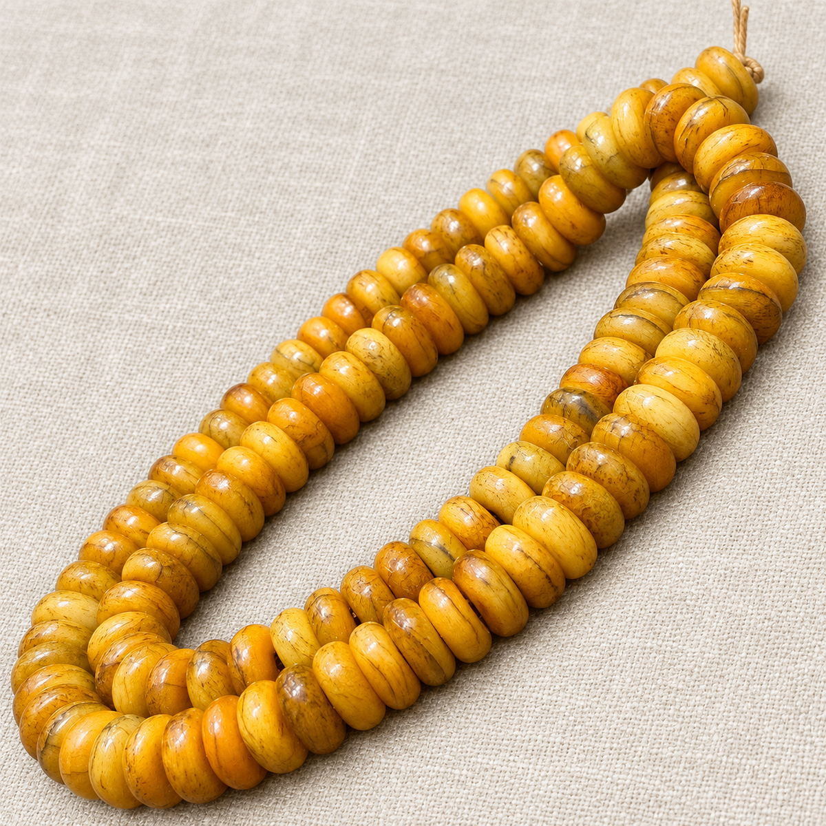 Hilo Mala camello amarillo, 108 cuentas