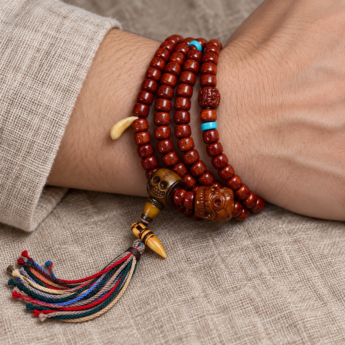 EverestArtstudios Tibetische Vintage-Knochen-Mala, 108 Tonnenperlen