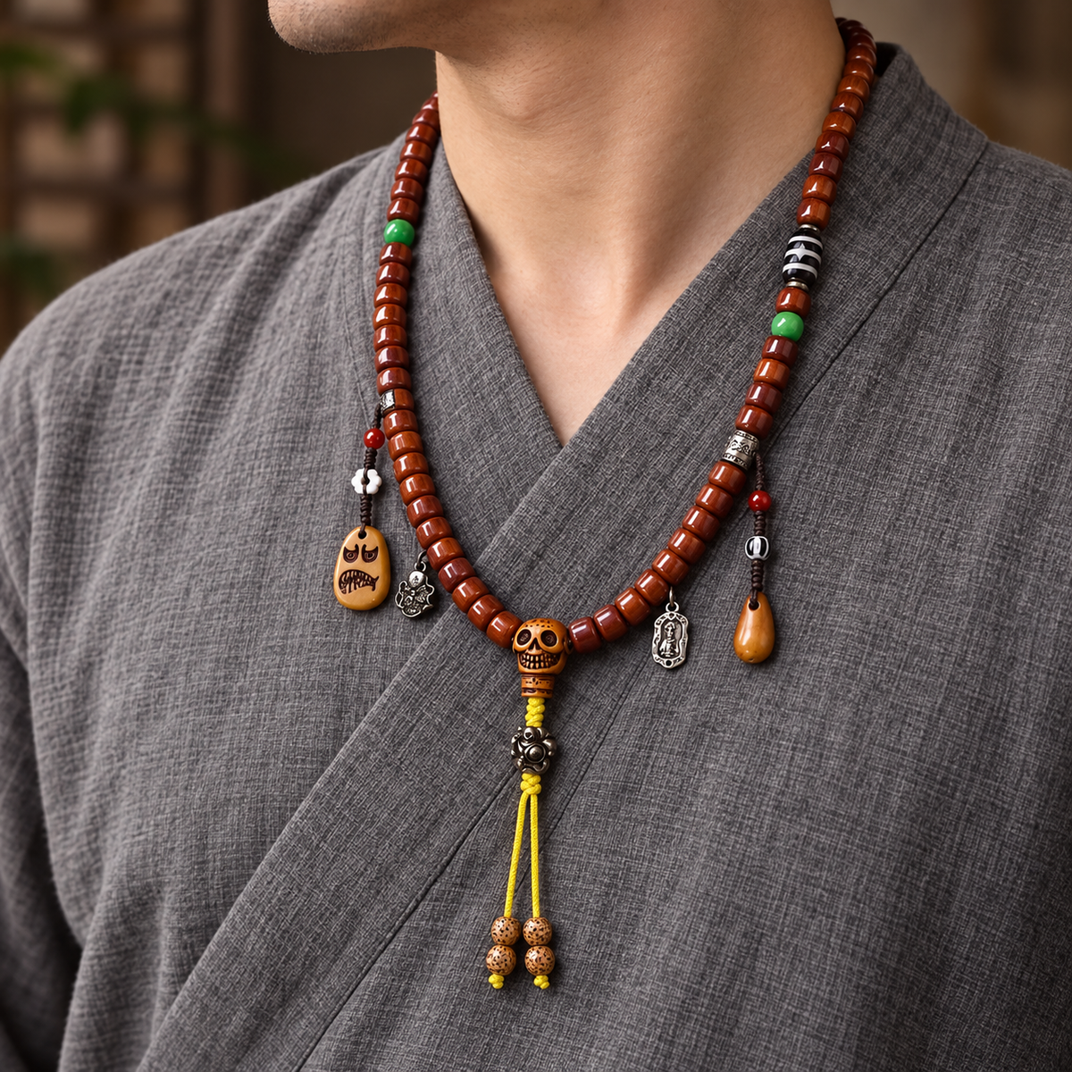 Mala yak vintage con ágata y vidrio, 108