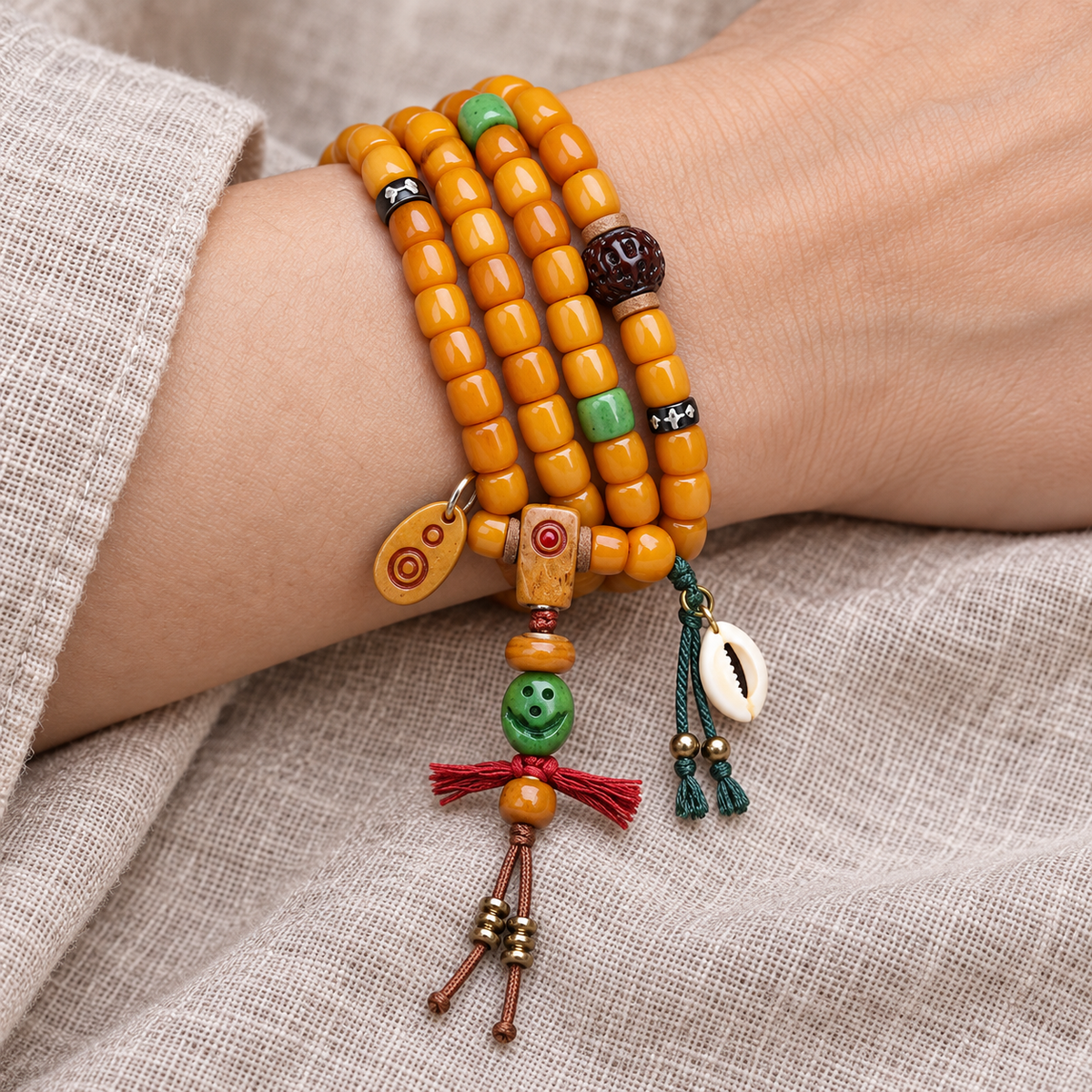 Mala de 108 cuentas de hueso de yak con Bodhi Vajra y hueso de camello