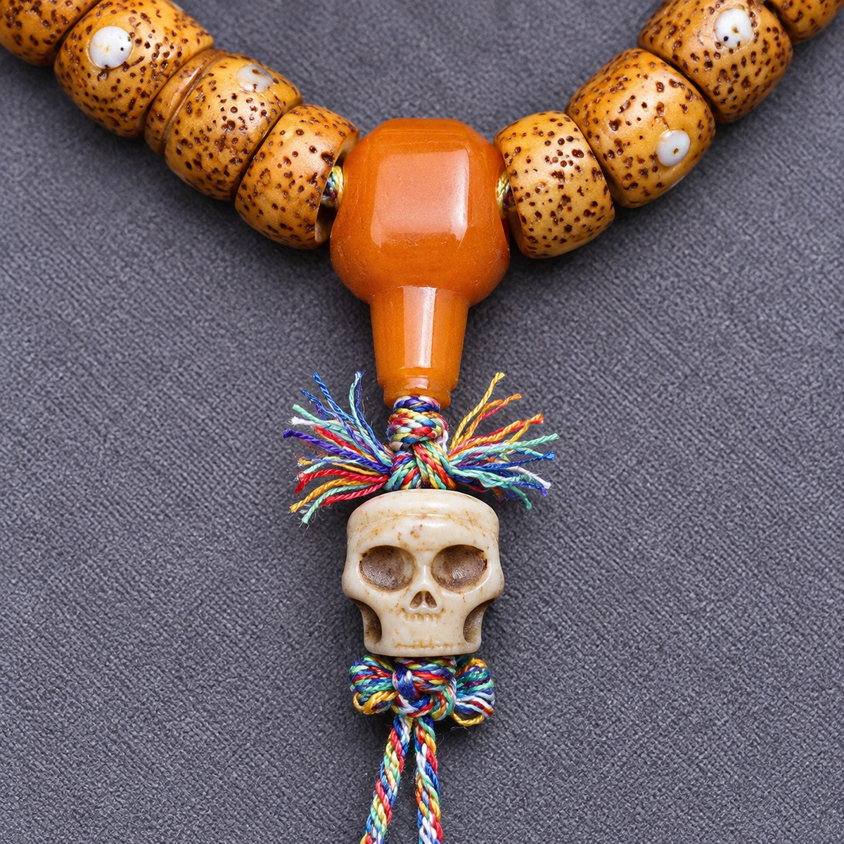 Mala de 108 cuentas Bodhi Xingyue con hueso de yak y ágata roja