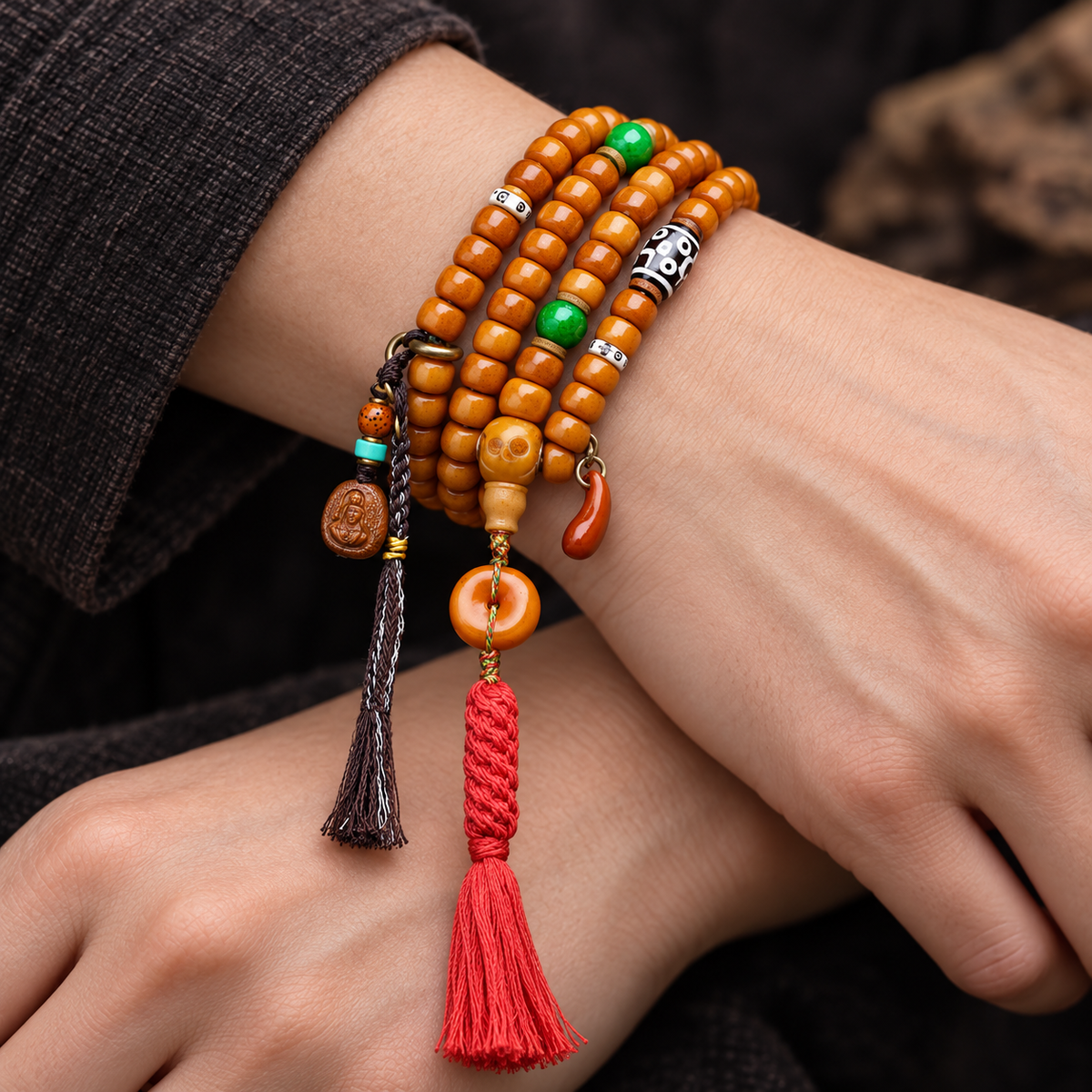EverestArtstudios Yakknochen-Mala, 108 Perlen, vier Stile
