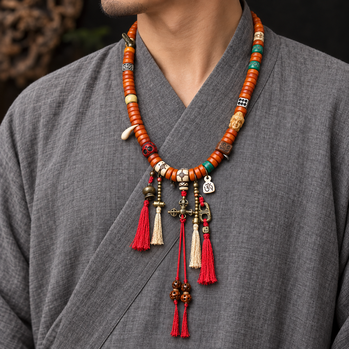 EverestArtstudios Knochen-Mala, 108 Perlen, Schnitzakzente