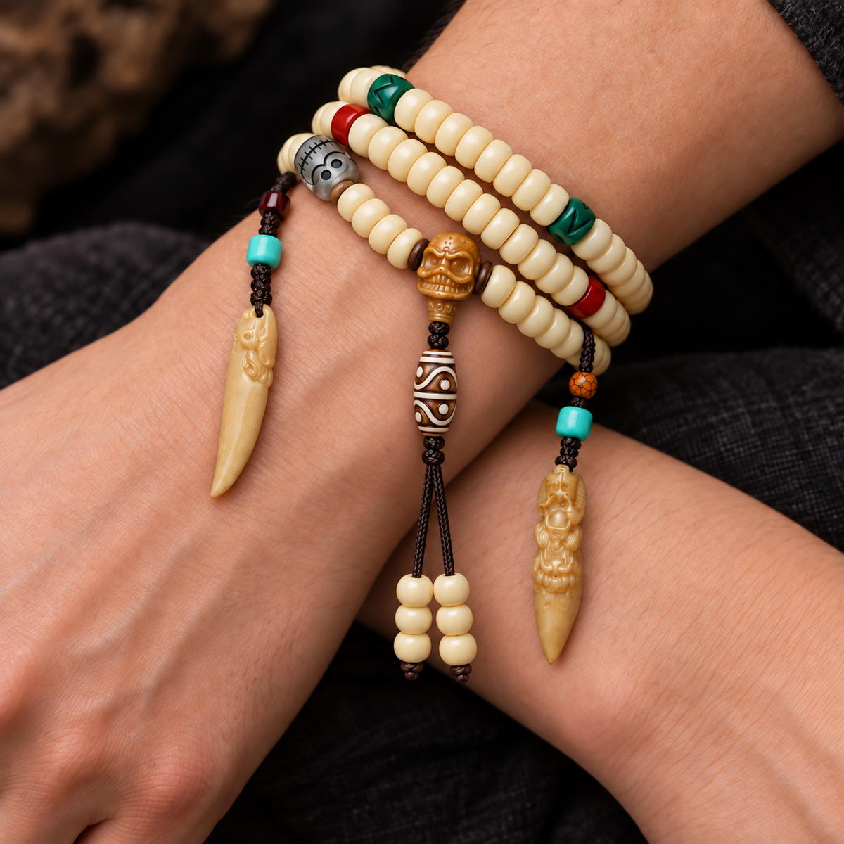 EverestArtstudios Kamelknochen-Mala, 108 Perlen, Goldfarbe