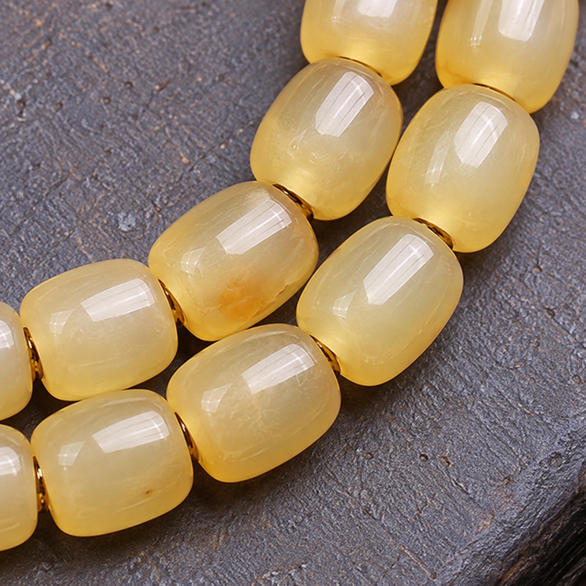 EverestArtstudios Knochen-Mala, Glas/Achat/Quasten, 108 Perlen