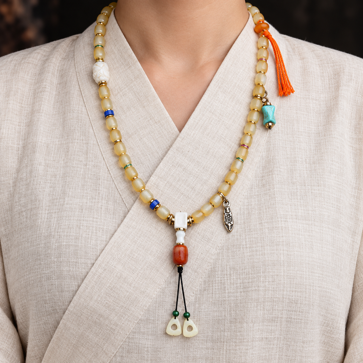 EverestArtstudios Knochen-Mala, Glas/Achat/Quasten, 108 Perlen