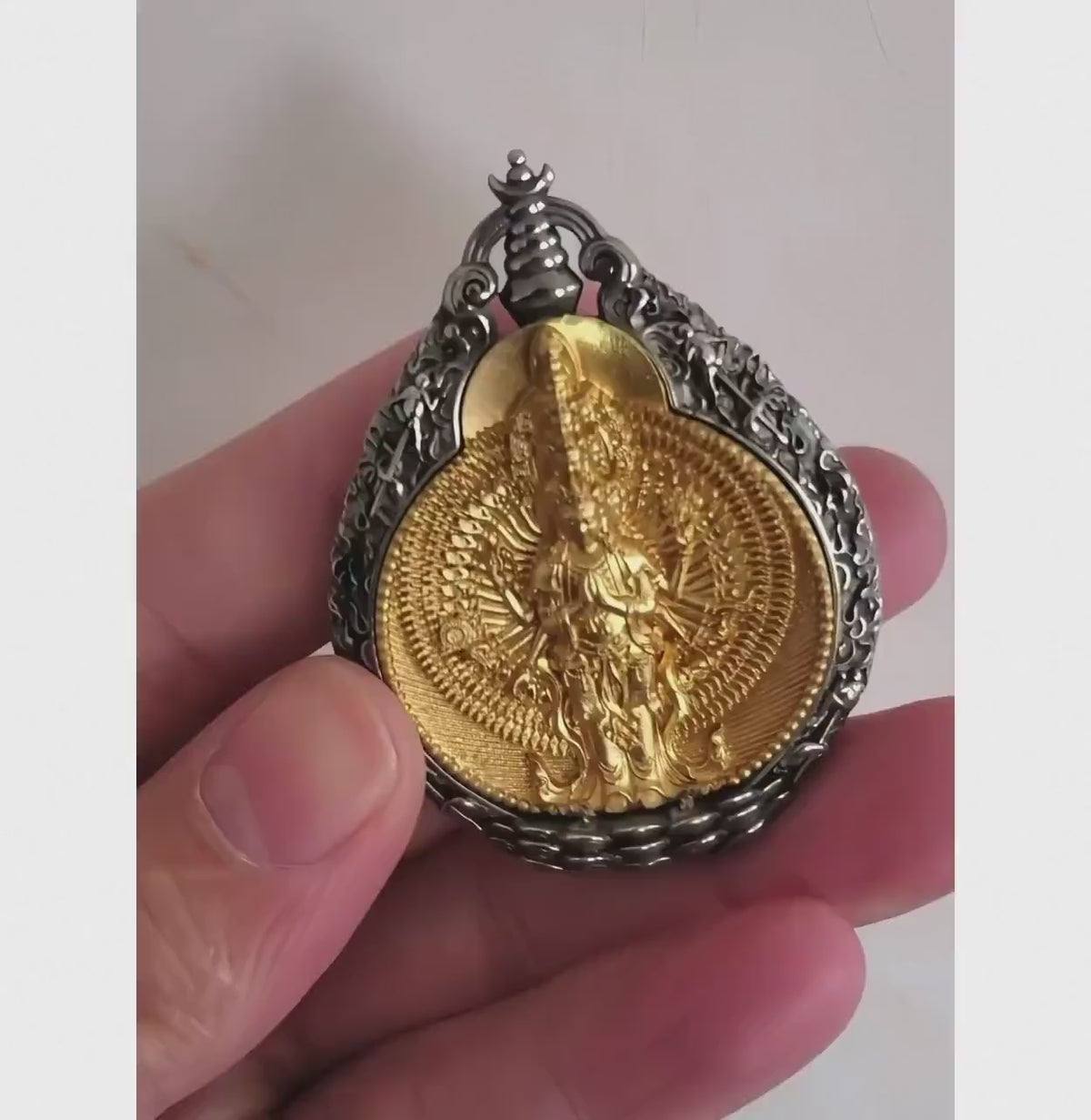 Load video: Thousand Armed Avalokiteshvara Pendant Necklace, Chenrezig Amulet, Om Mani Padme Hum Tibetan Buddhist Protection Jewelry